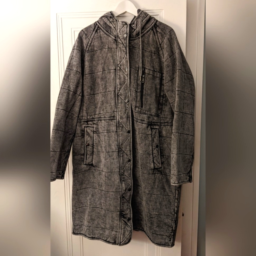 Avec Les Filles Heather Grey denim knee length jacket.